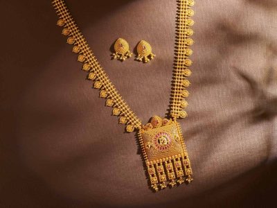 Temple neckless